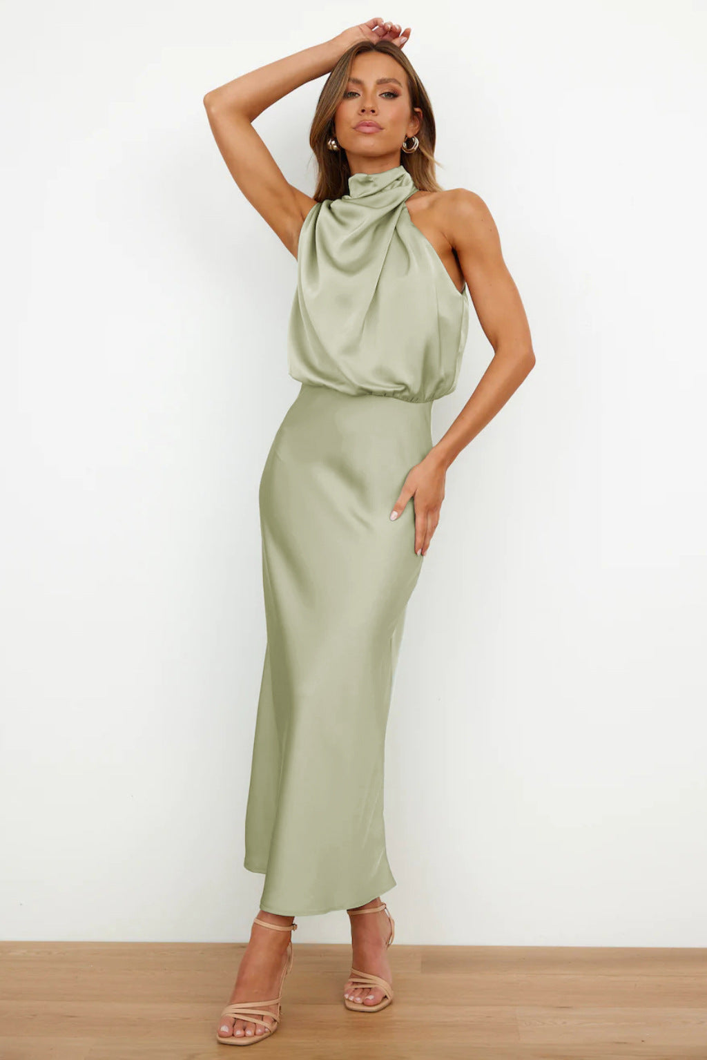 Vestido satinado femenino, cómodo y moderno