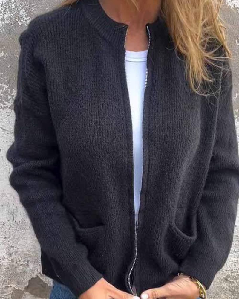 Chaqueta ligera otoño mujer elegante y estilosa