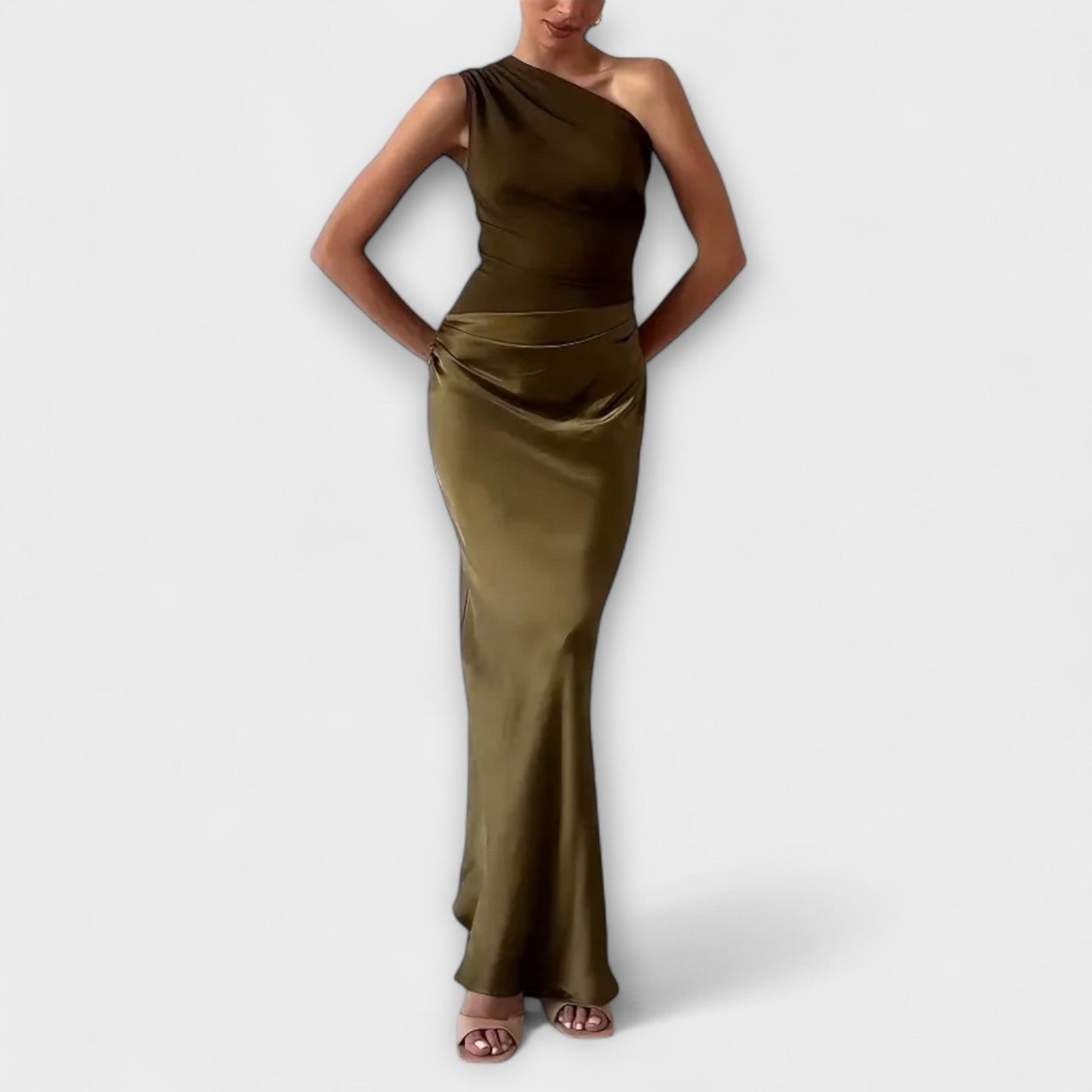 Lily | Elegante maxivestido plisado de un hombro