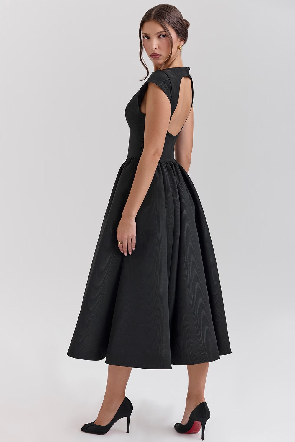 Vestido chic mujer, elegante y moderno