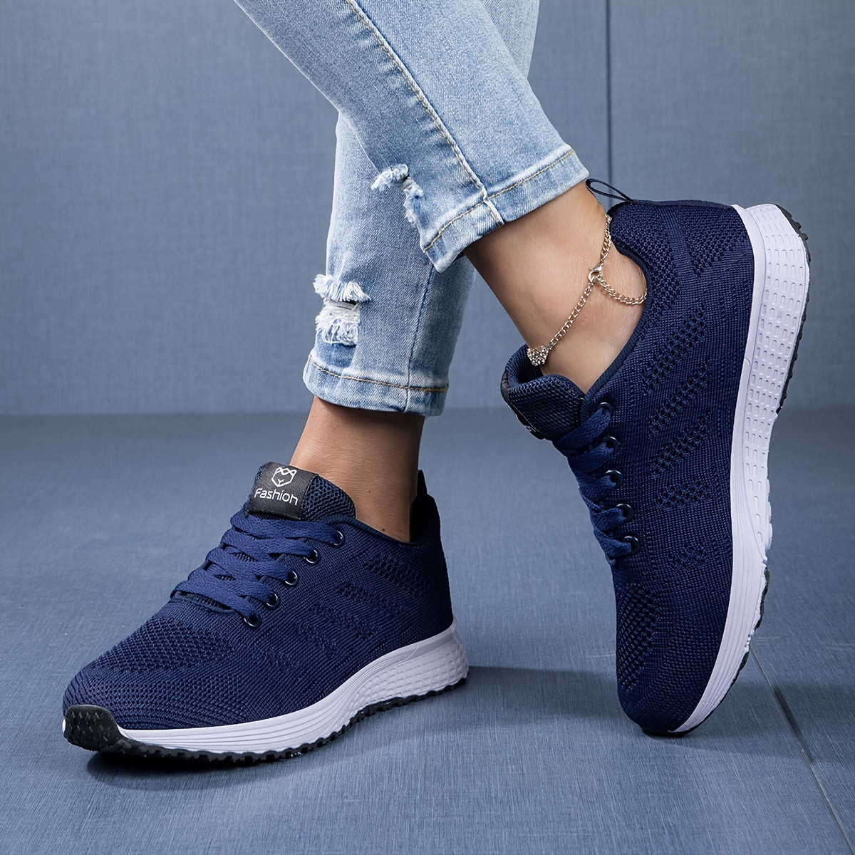 Zapatillas ligeras para mujer: transpirables y con amortiguación para hacer ejercicio físico.