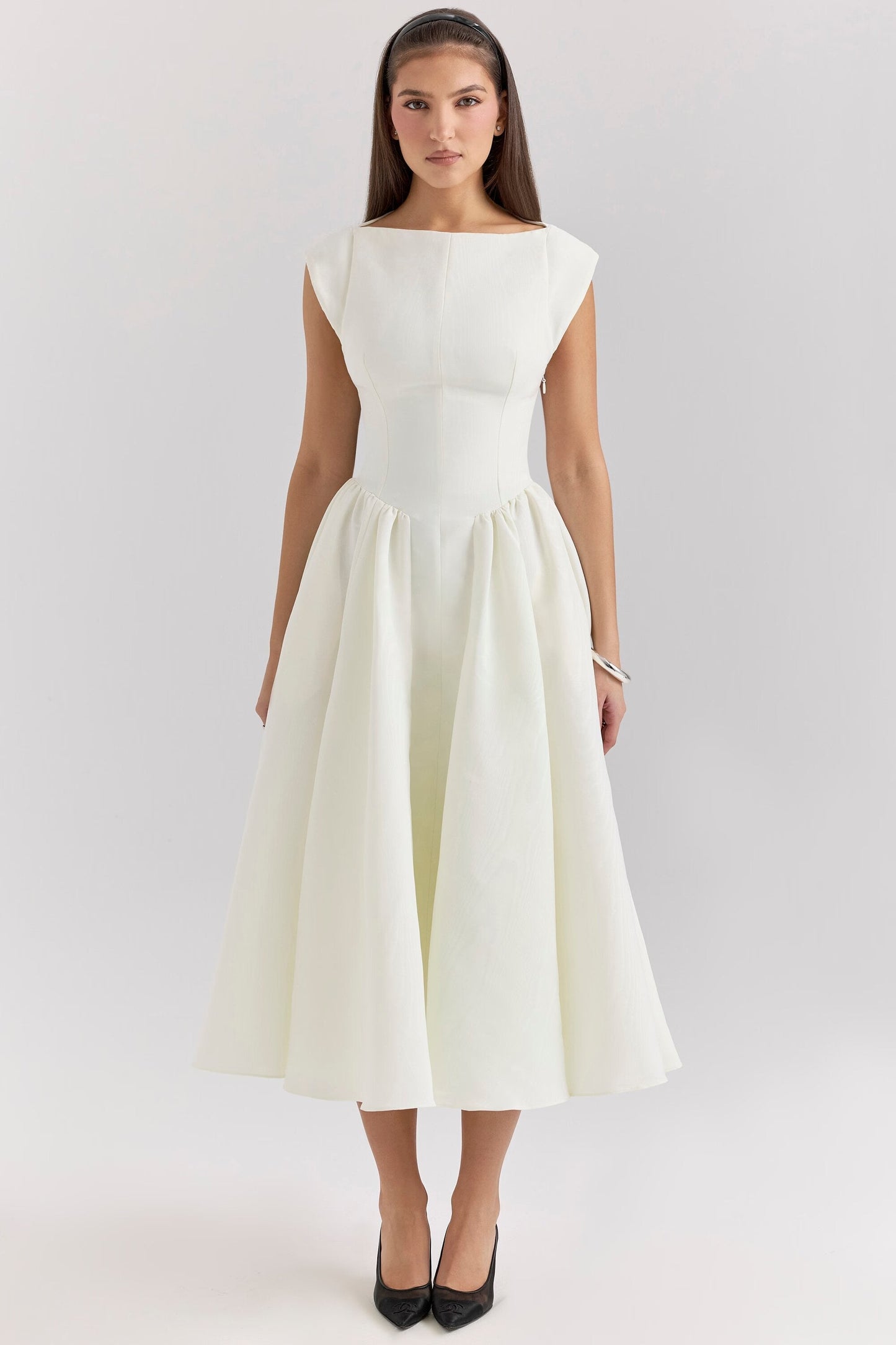 Vestido chic mujer, elegante y moderno