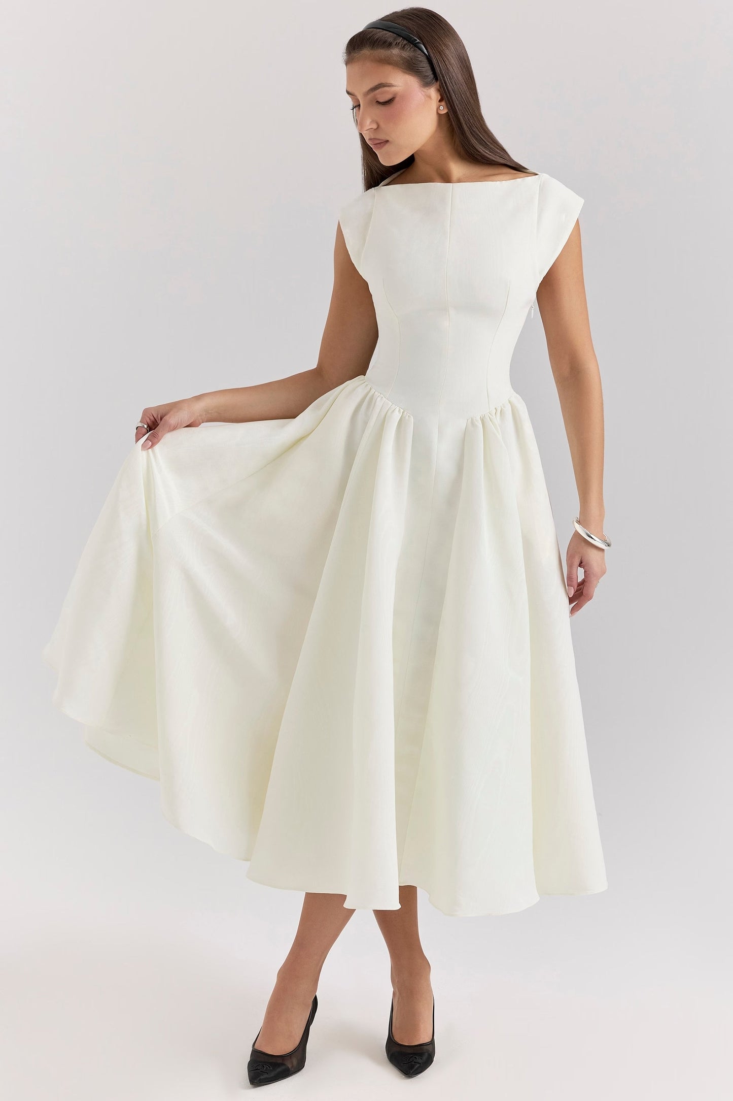 Vestido chic mujer, elegante y moderno