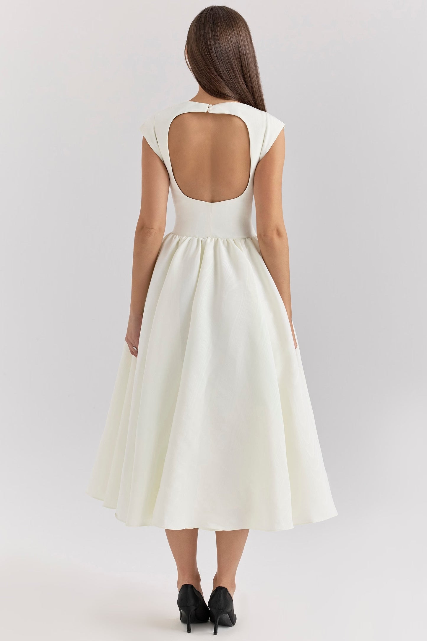 Vestido chic mujer, elegante y moderno