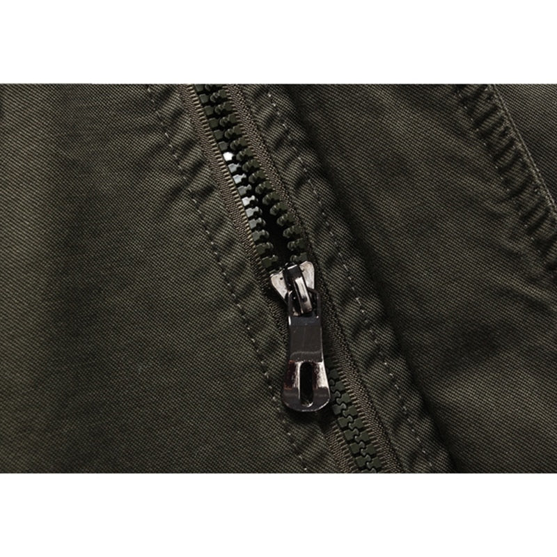 Chaqueta motera para hombre: cálida, resistente y con cremallera