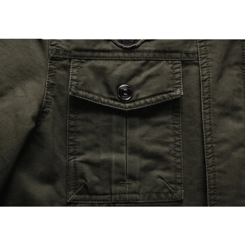 Chaqueta motera para hombre: cálida, resistente y con cremallera