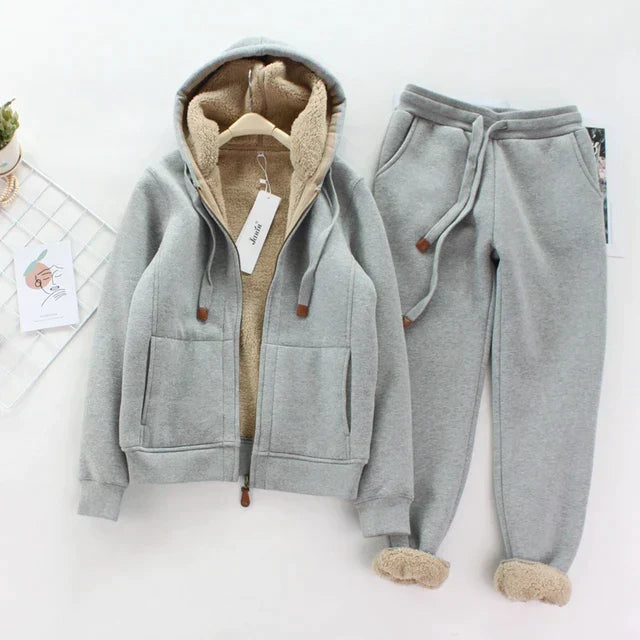 Conjunto ropa mujer elegante para deporte y ocio ligero