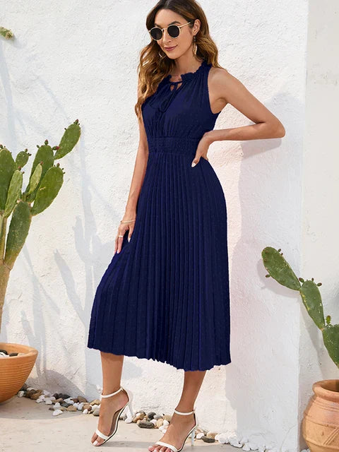 Vestidoplisado cuello halter cómodo y sofisticado