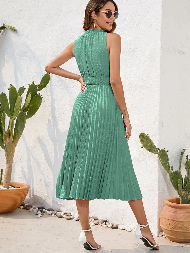 Vestidoplisado cuello halter cómodo y sofisticado