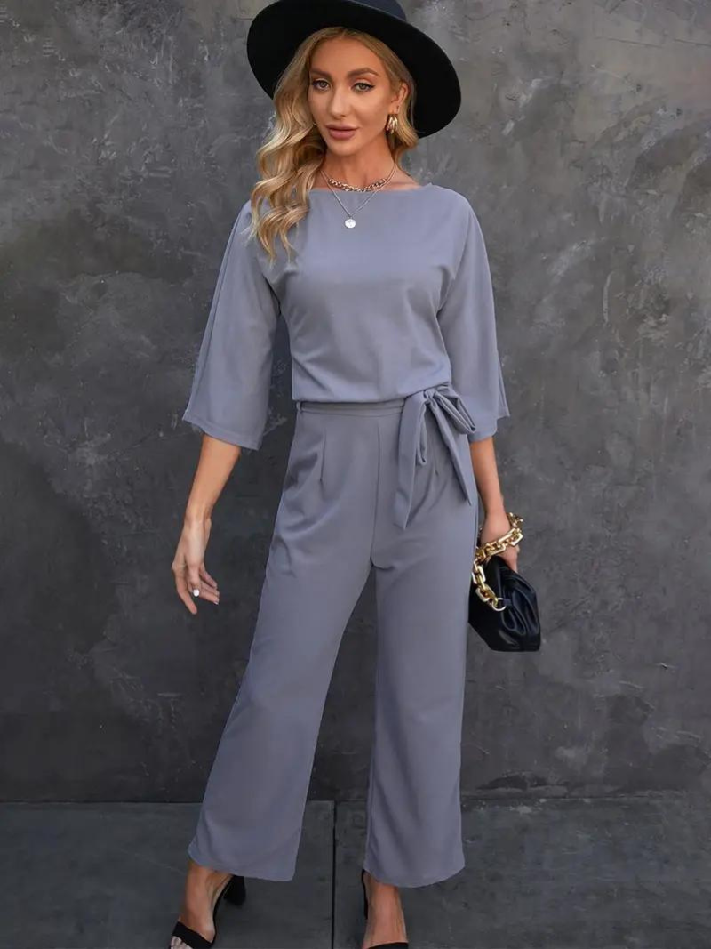 Jumpsuit femenino elegante, confortable y chic para ocasiones especiales