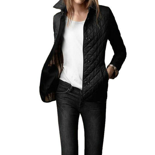 Chaqueta de invierno con costuras acolchadas y estilo chic