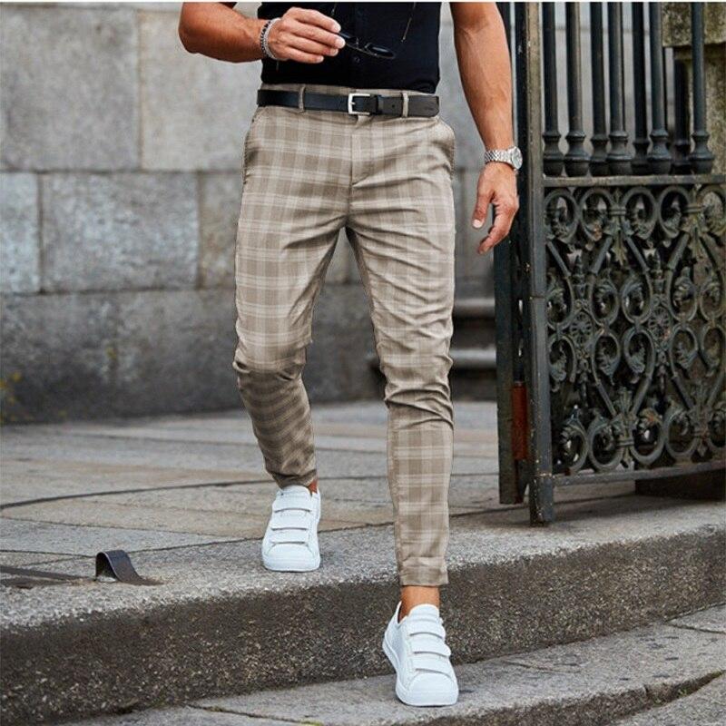 Pantalones de hombre a cuadros, chic y perfectos para oficina