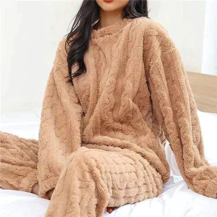Pijama de felpa de dos piezas para mujer: cálido y suave para noches acogedoras