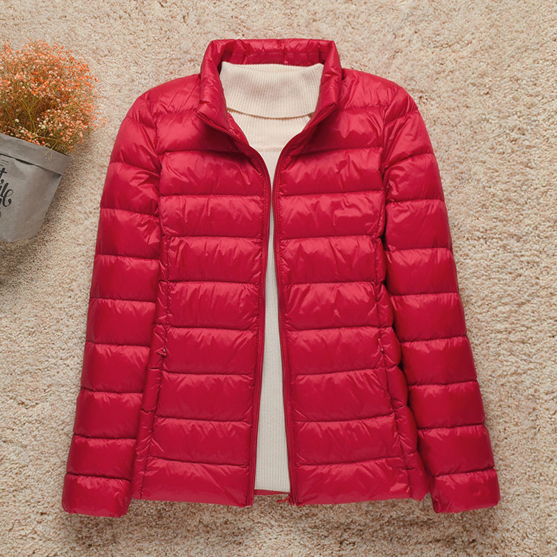 Chaqueta ultraligera para mujer: cómoda, acolchada y con un estilo moderno