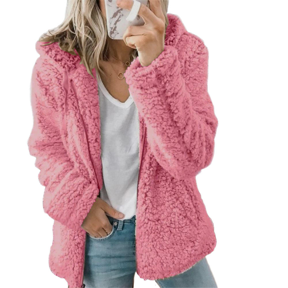 Chaqueta con capucha para mujer: cálida, cómoda y elegante