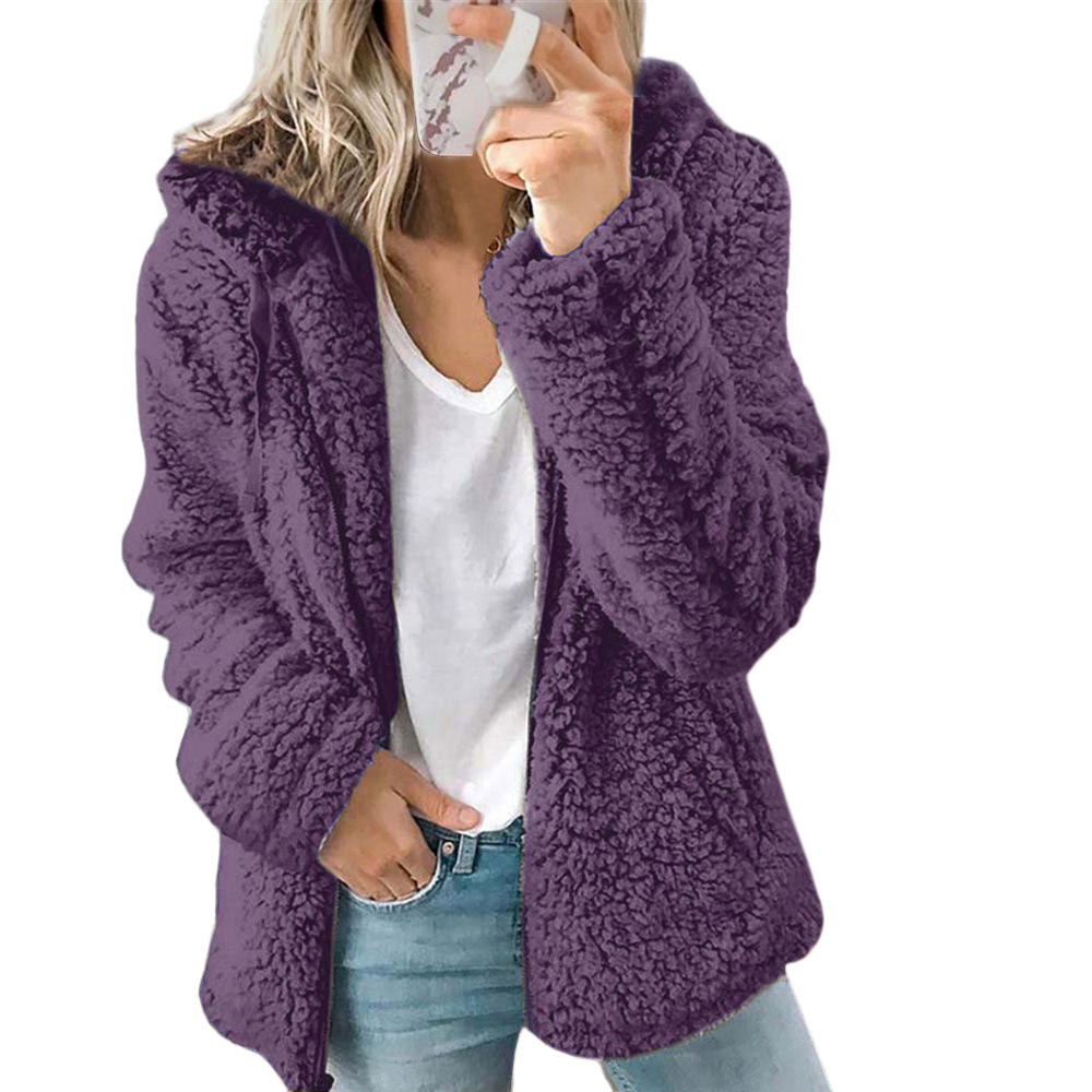 Chaqueta con capucha para mujer: cálida, cómoda y elegante
