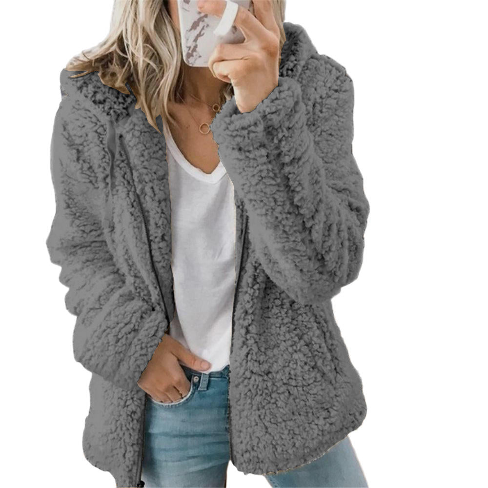 Chaqueta con capucha para mujer: cálida, cómoda y elegante