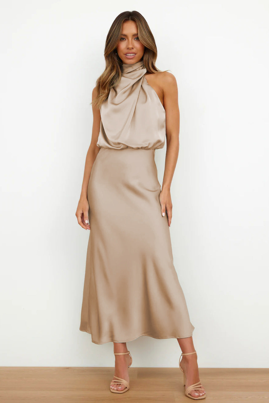 Vestido satinado femenino, cómodo y moderno