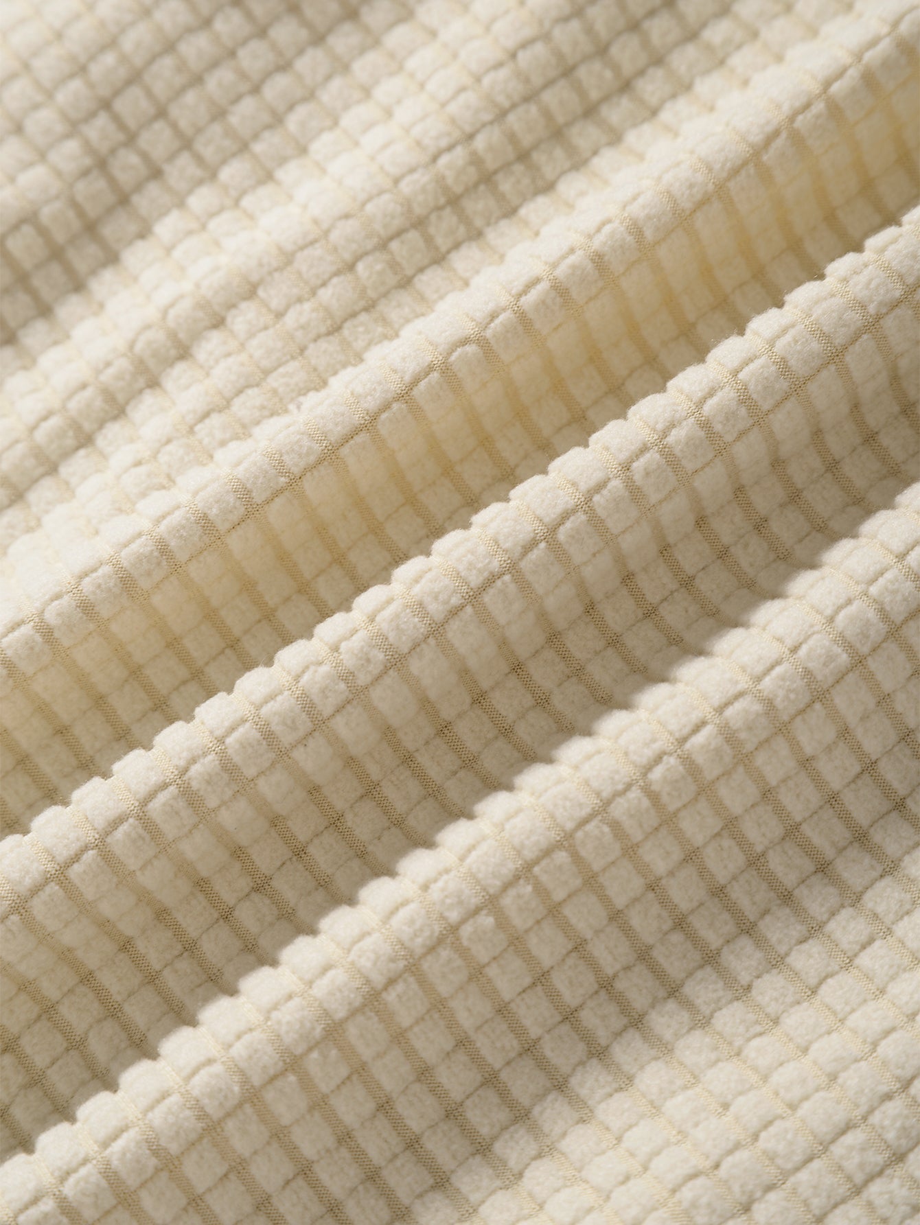 Conjunto hombre moderno y estiloso, confortable