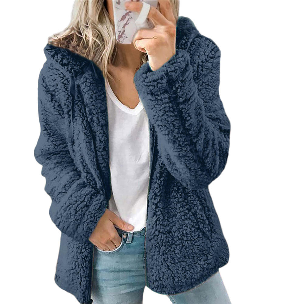 Chaqueta con capucha para mujer: cálida, cómoda y elegante