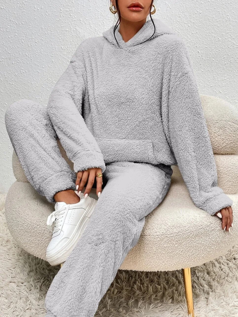 Cyne | Pijama de felpa ultra cómodo con capucha