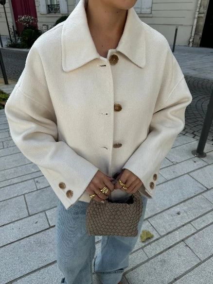 Elegante chaqueta de invierno para mujer: cómoda y apta para el día a día