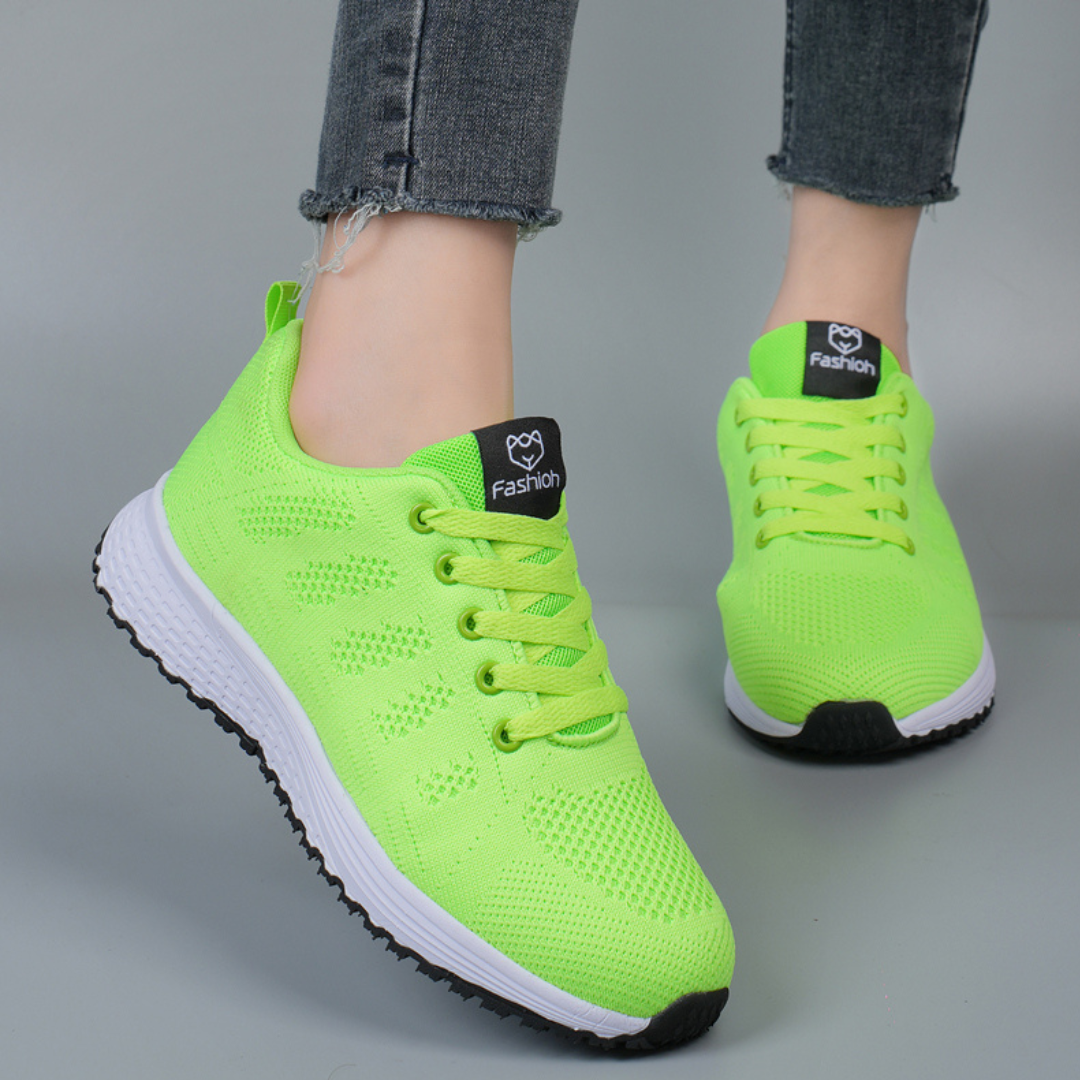 Zapatillas ligeras para mujer: transpirables y con amortiguación para hacer ejercicio físico.