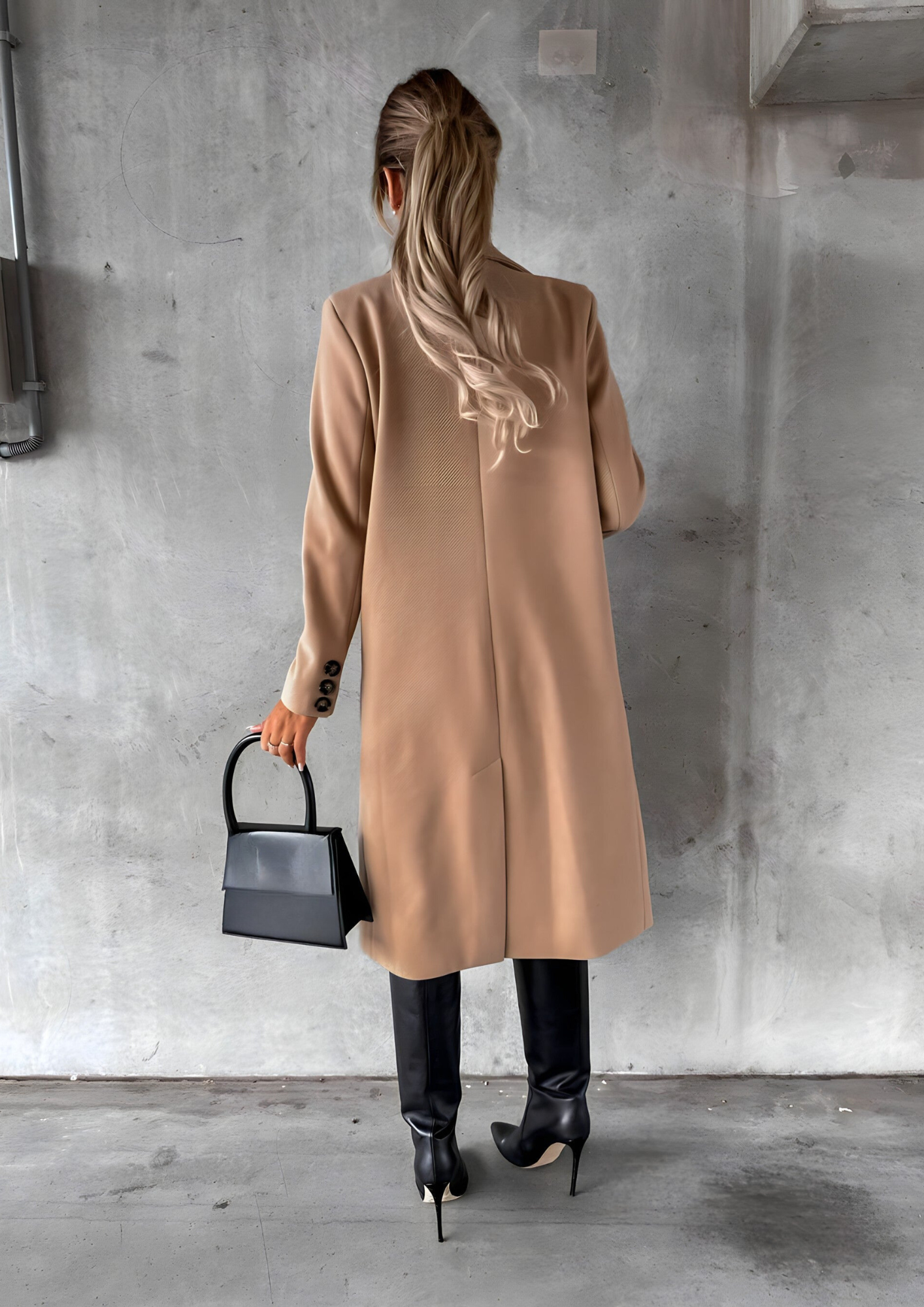 Cortney | Elegante abrigo de mujer con doble botonadura