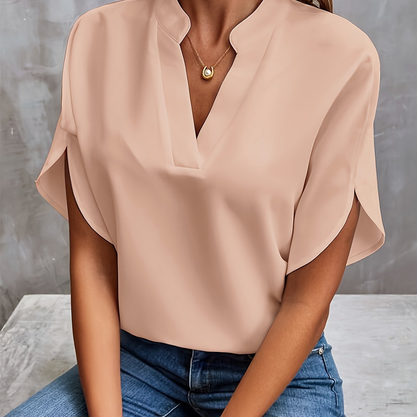 Blusa femenina moderna, cómoda y estilosa