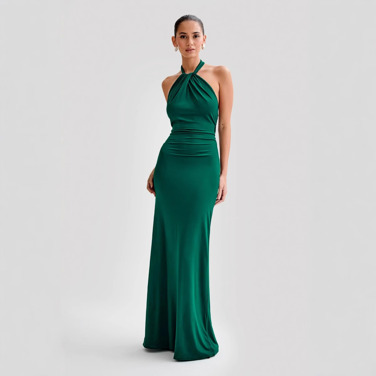 Vestido maxi mujer de satén con escote halter, elegante y chic