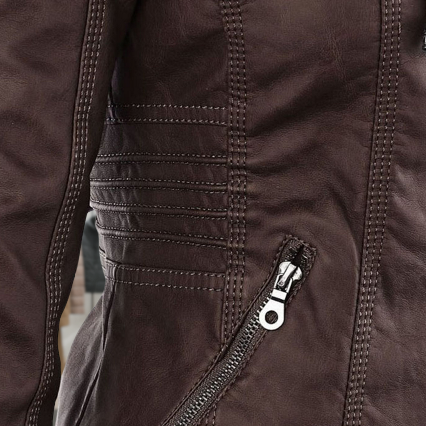Kyra | Cazadora de piel impermeable para mujer con capucha