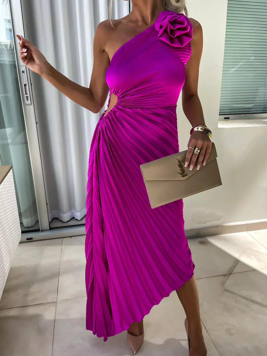 Roxy | Elegante vestido plisado de un hombro