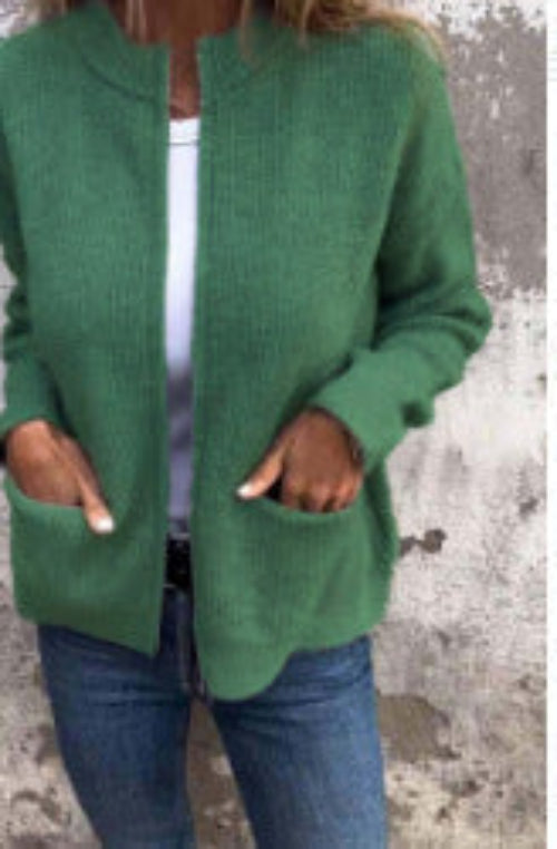 Chaqueta ligera otoño mujer elegante y estilosa