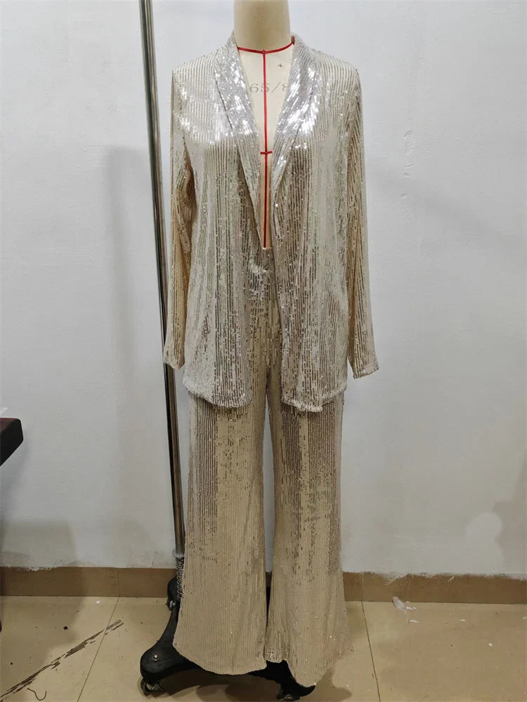 Conjunto mujer glamuroso con destellos chic ideal primavera-verano
