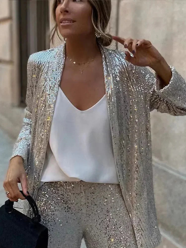 Conjunto mujer glamuroso con destellos chic ideal primavera-verano
