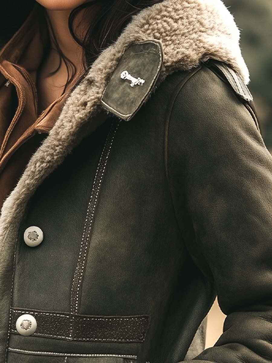 Chaqueta retro de ante para mujer: cálida y clásica con un lujoso forro