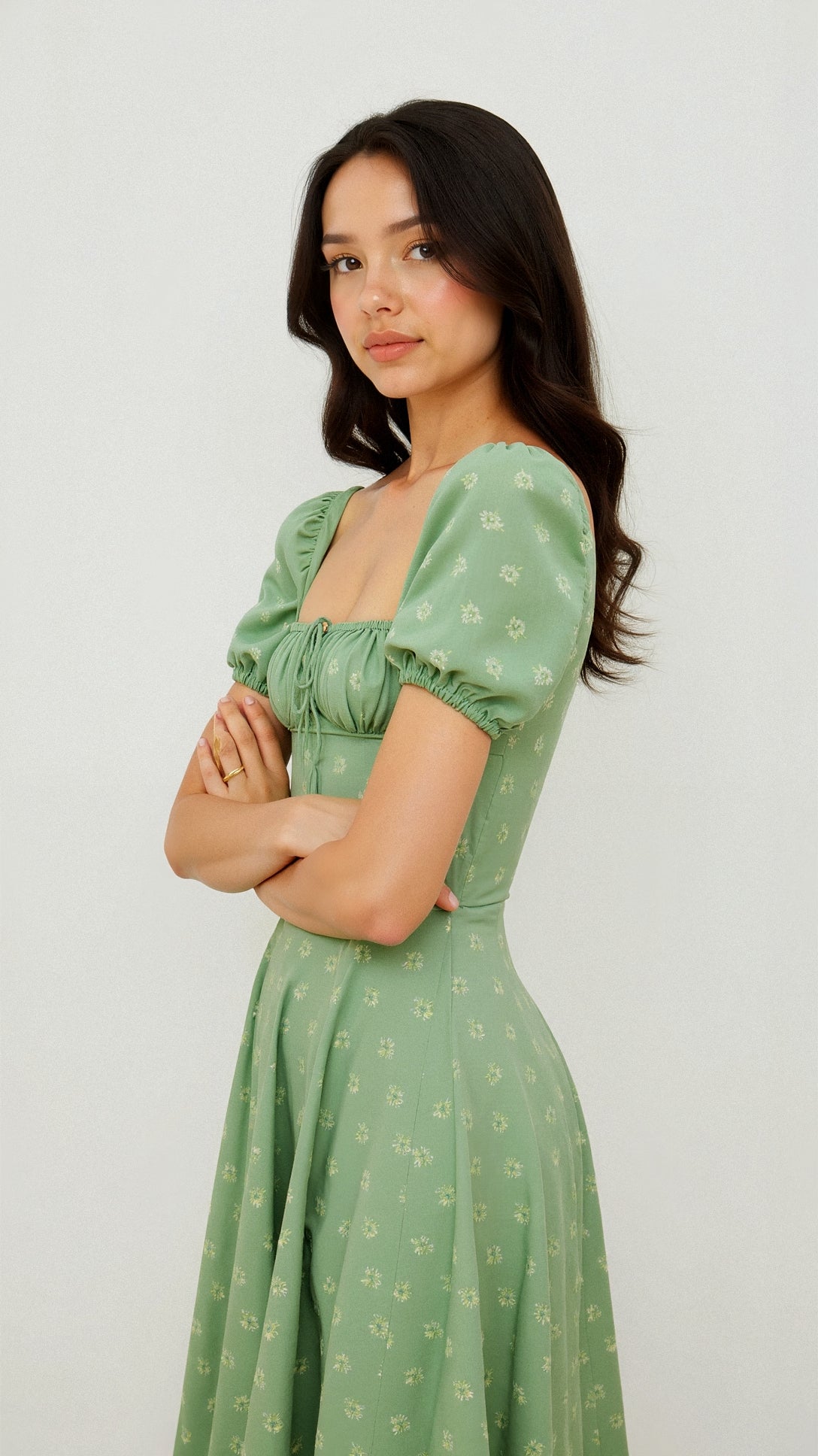 Vestido Midi Mujer – Diseño Atemporal y Elegante con Cuello Cuadrado