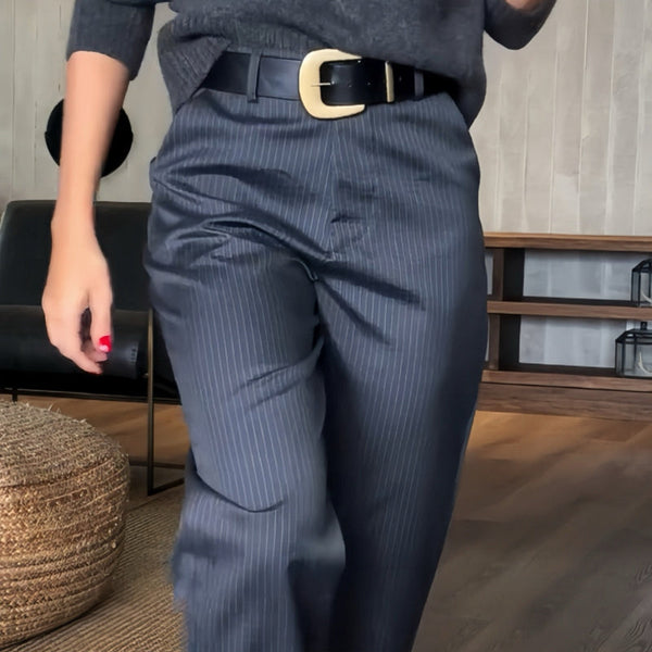 Pantalones de Mujer a Rayas – Estilo Formal y Profesional