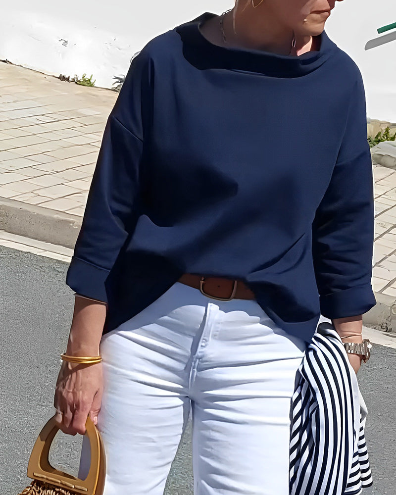 Camisa femenina elegante, ligera y versátil