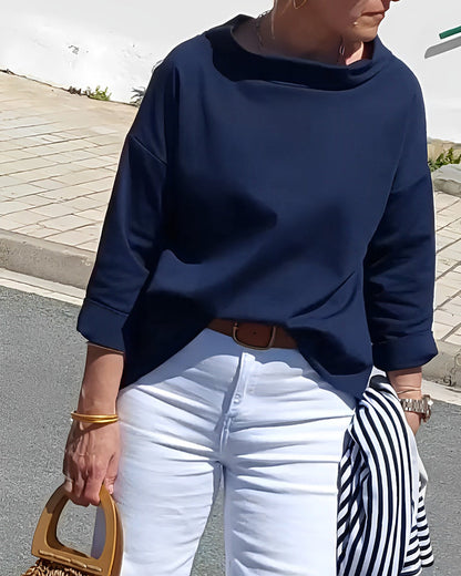Camisa femenina elegante, ligera y versátil