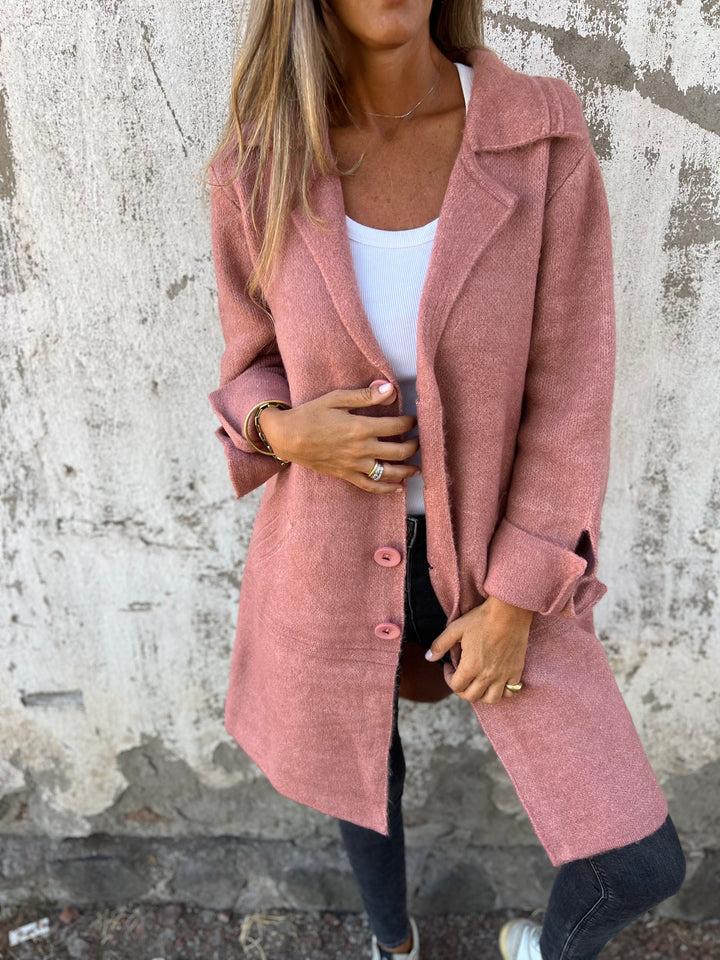 Chaqueta mujer moderna y versátil, cómoda y chic