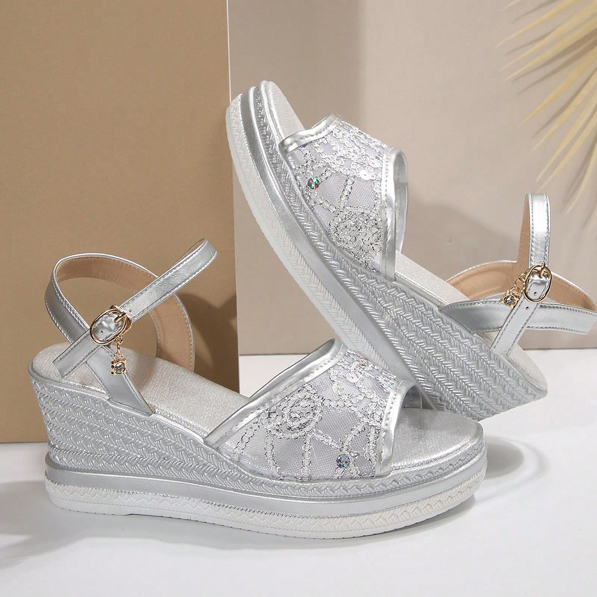 Amity | Sandalias con cuña regular