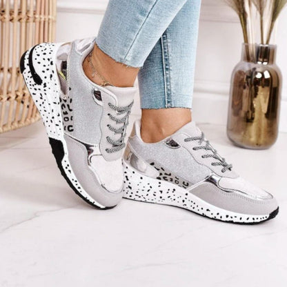 Sneakers plataforma metalizadas modernas y cómodas uso diario