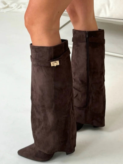 Botas mujer estilosa y confortable, ideales para otoño o invierno