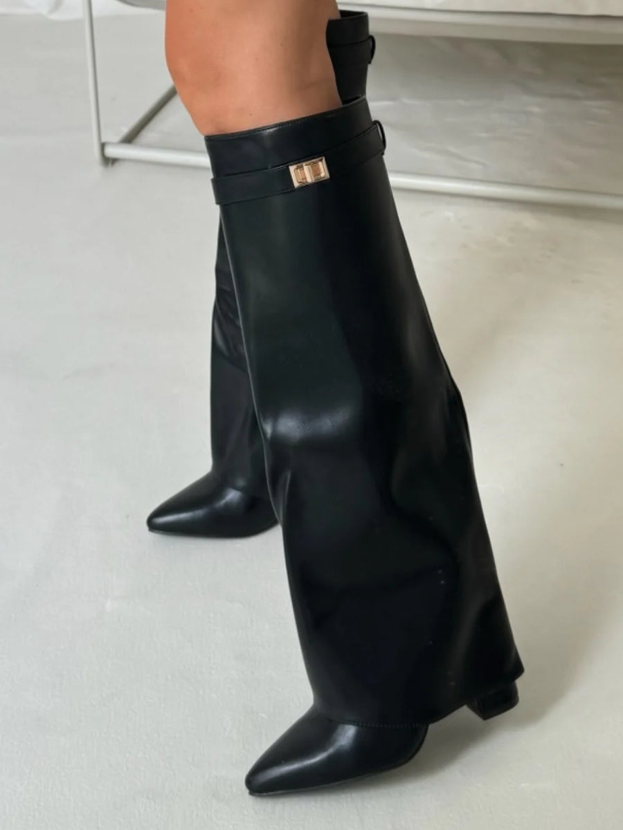 Botas mujer estilosa y confortable, ideales para otoño o invierno
