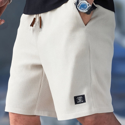 Pantalones cortos elegantes para hombre, diseño moderno con textura sutil y corte limpio