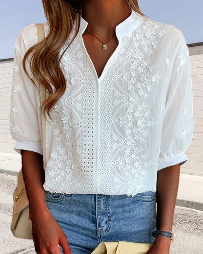 Dania | Blusa con cuello de pico, mangas abullonadas y detalles de encaje