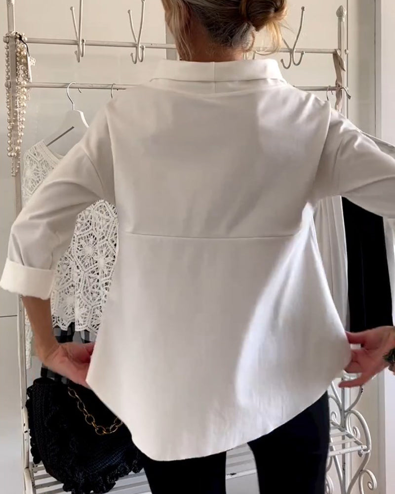 Camisa femenina elegante, ligera y versátil