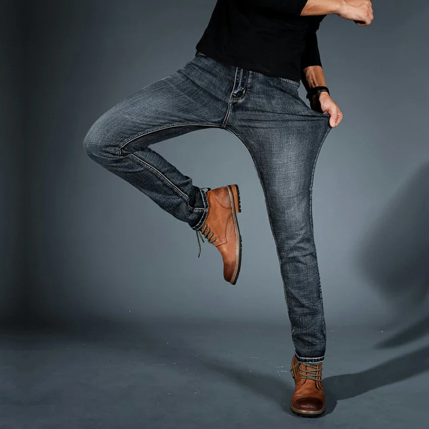 Jeans de hombre de alta calidad, con elastano para un ajuste cómodo y flexible