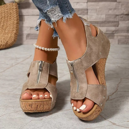 Joli | Elegantes sandalias retro con cuña y cremallera